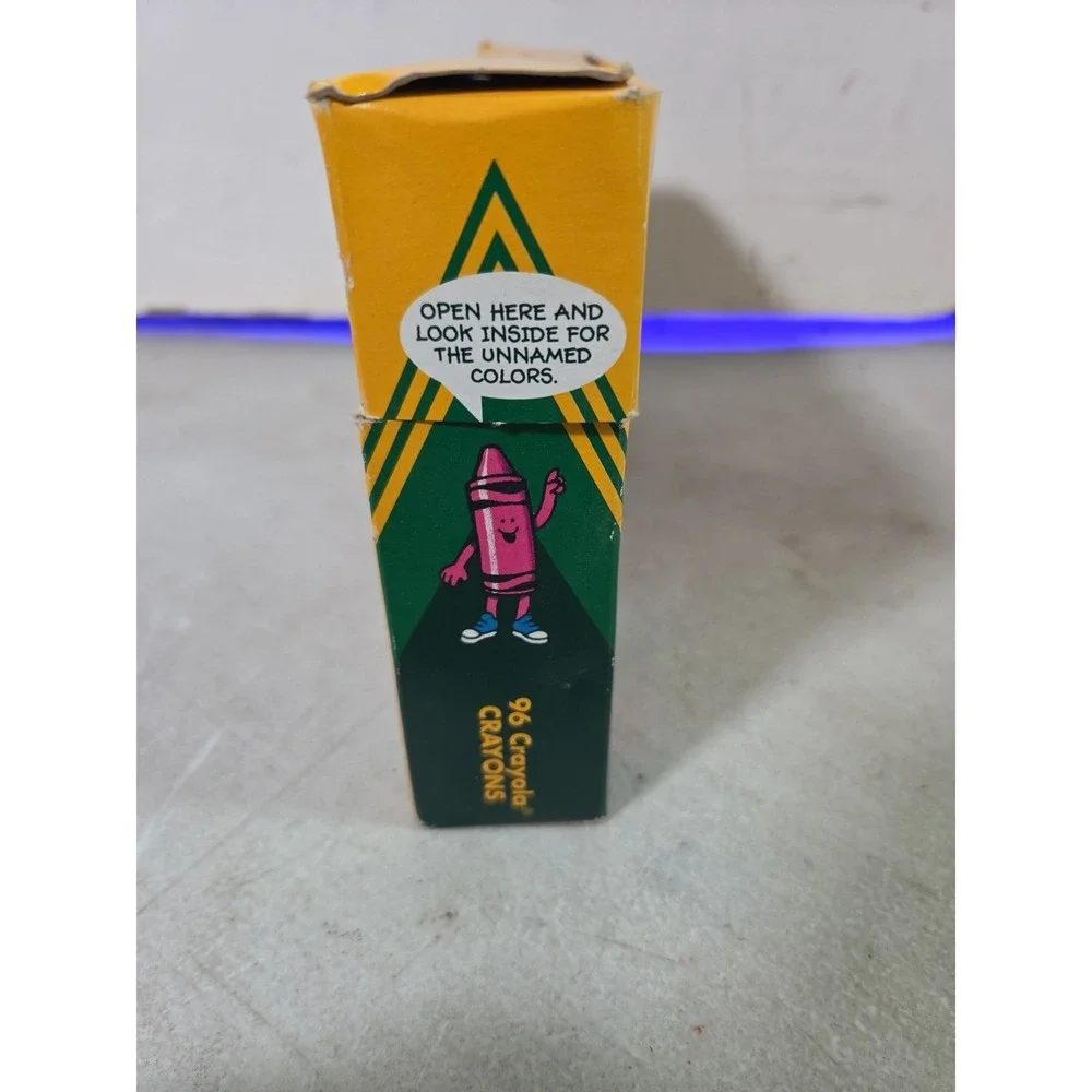 Vintage 1992 Crayola Big Box of 96 Crayons Includes Sharpener W/ Dandelion